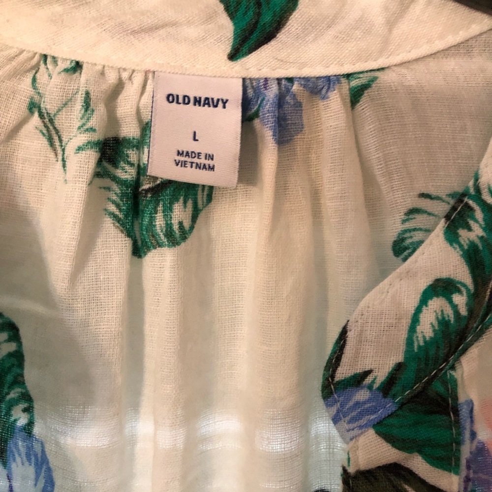 Old Navy Top NWT - Picture 5 of 6